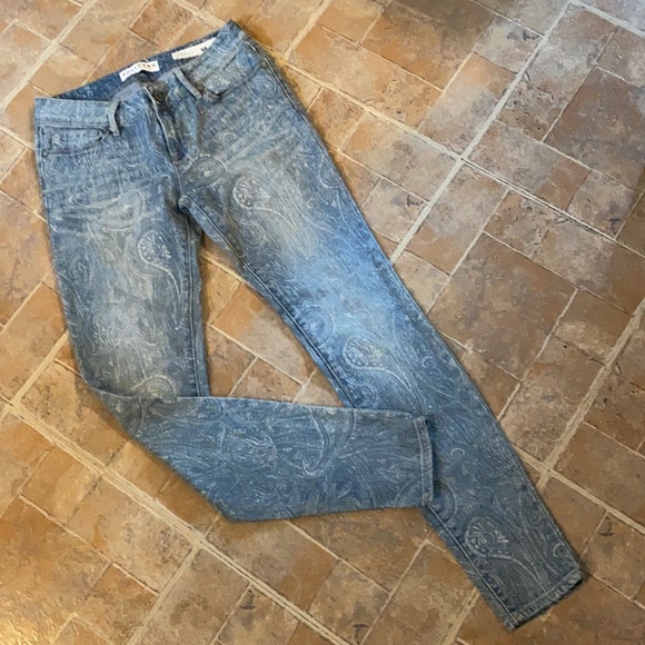 Bullhead Denim paisley pattern ankle skinniest jeans size junior 3 - Picture 2 of 8